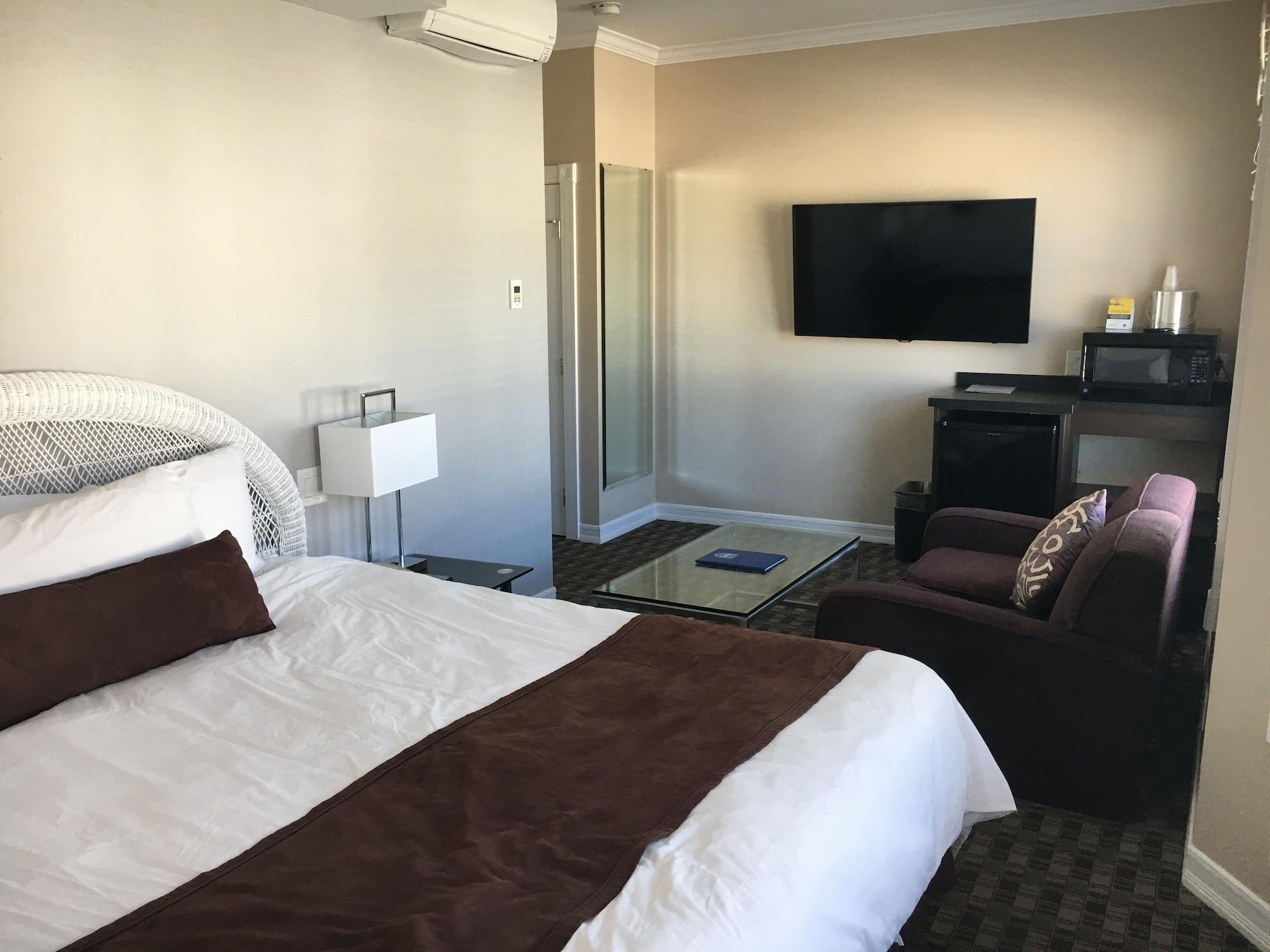 Glenmore Plaza Hotel Авалон Экстерьер фото